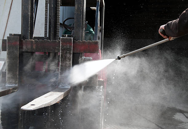 Best Gas Station Cleaning  in East Massapequa, NY